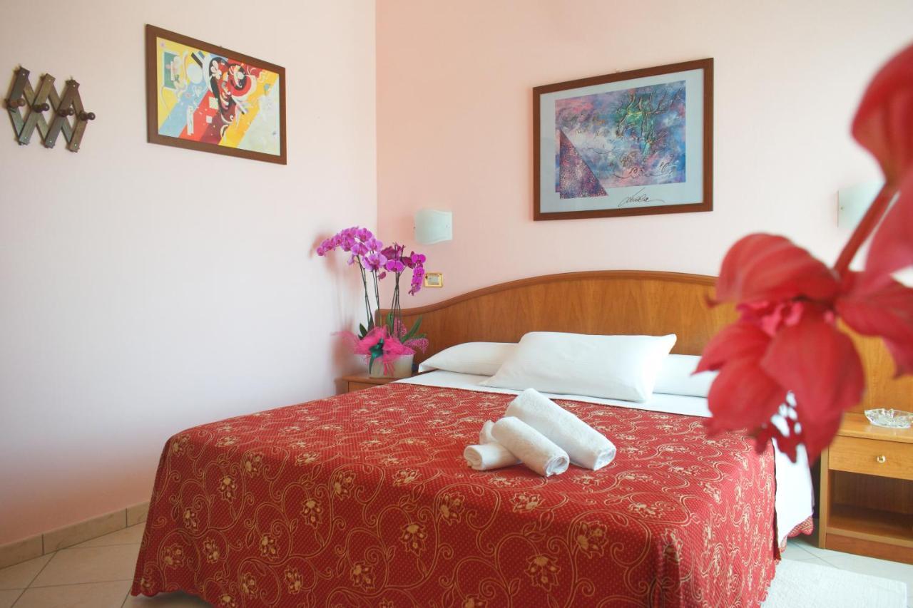 Hotel Driade Sul Mare Rimini Eksteriør bilde