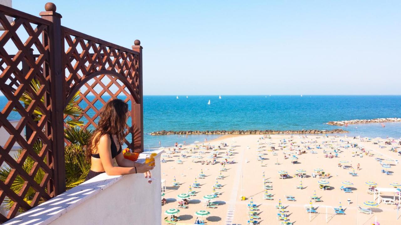 Hotel Driade Sul Mare Rimini Eksteriør bilde