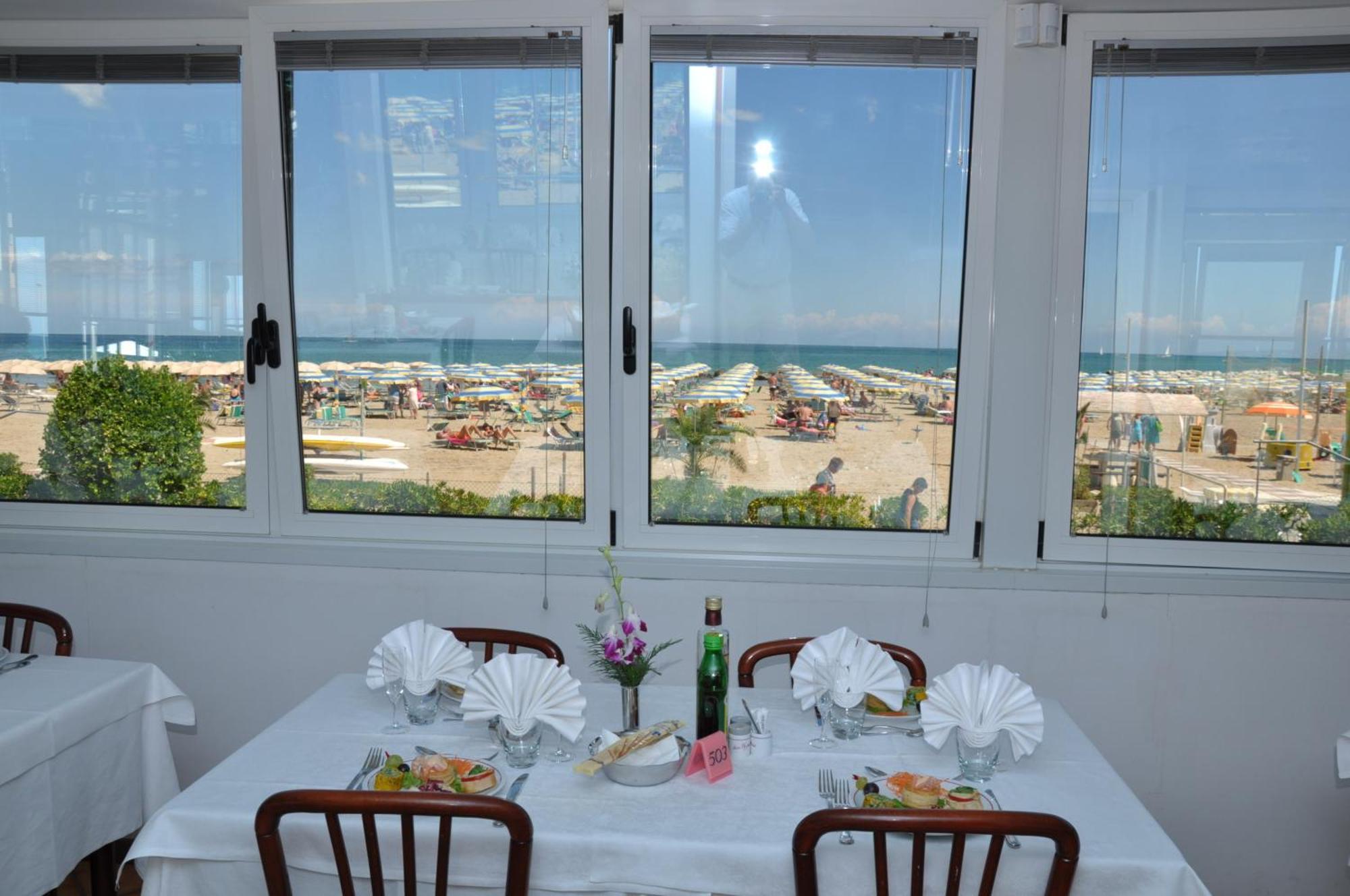 Hotel Driade Sul Mare Rimini Eksteriør bilde